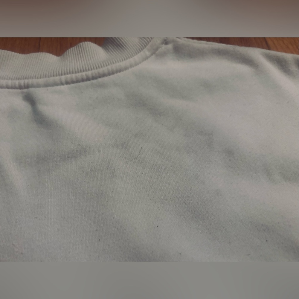 Women’s White Crew Neck Size XS With Defects
